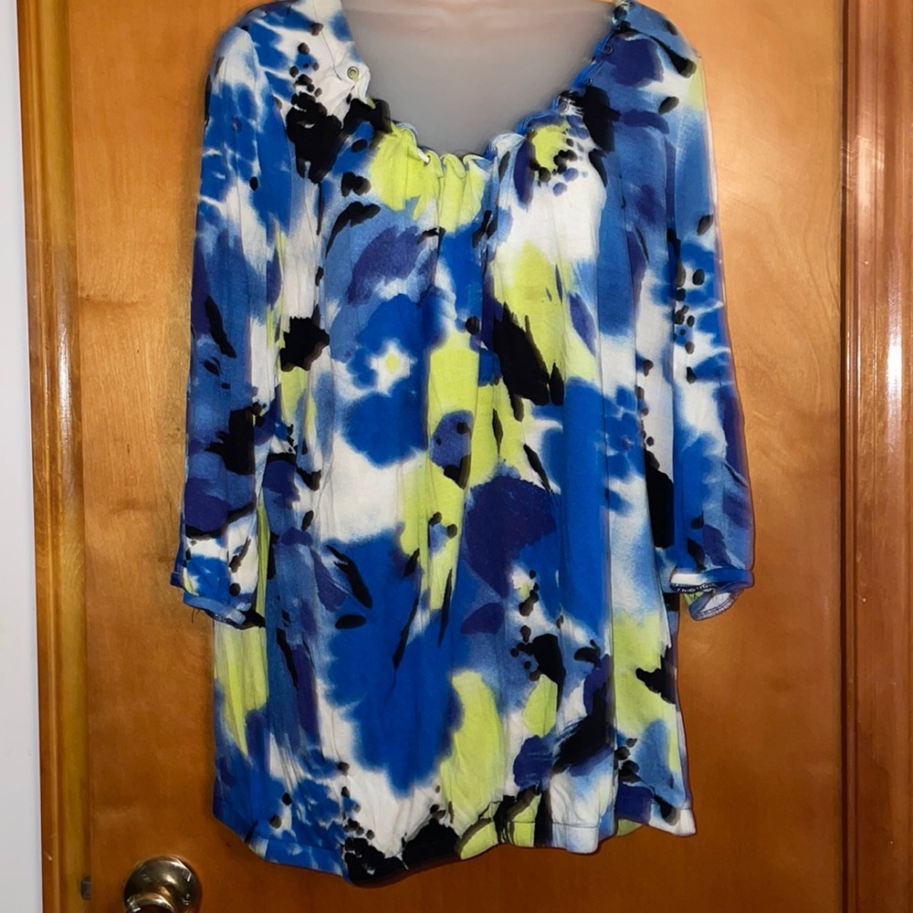Shades of blue with yellow and white floral printed 3/4 sleeve top